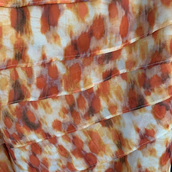 Super Cute Ann Taylor Dress - Picture 4 of 8